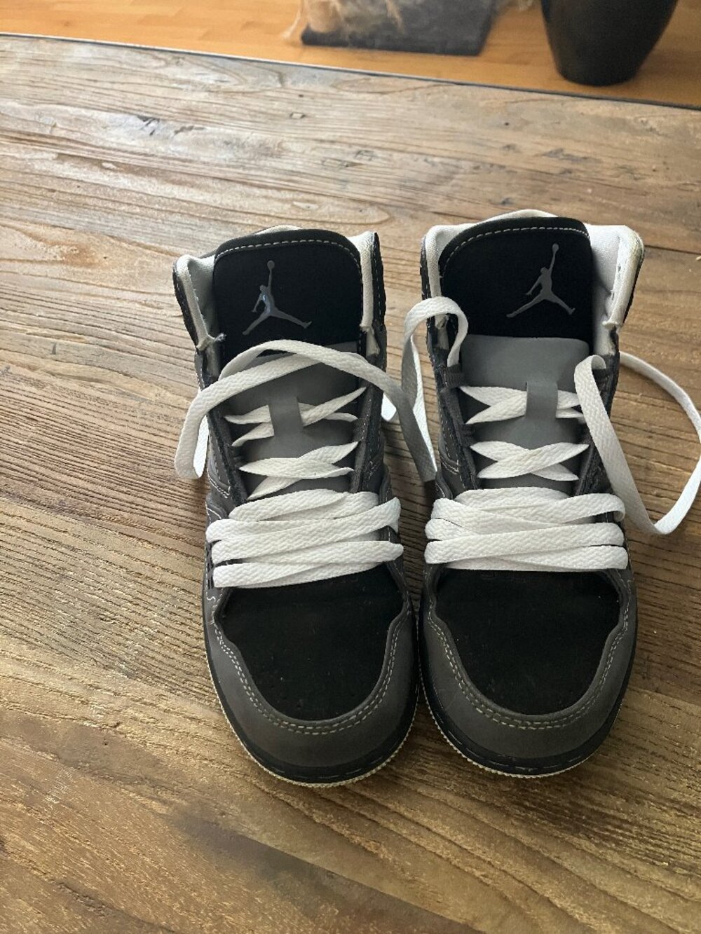 Boys Big Kid Nike Jordan High Top Sneakers (374452-002)